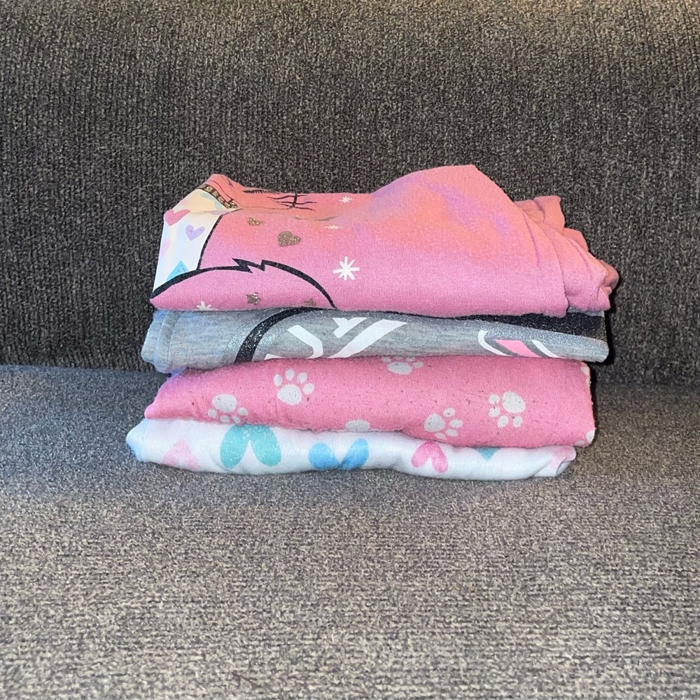 4 Piece Girls Size 8 Pajamas